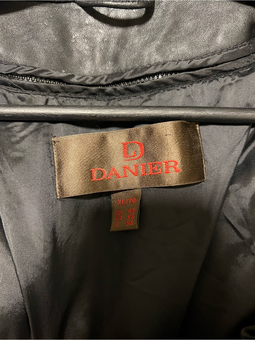 Vintage Danier Black Genuine Leather Bomber Jacket - Picture 5 of 5